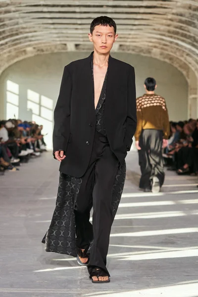 Look 51